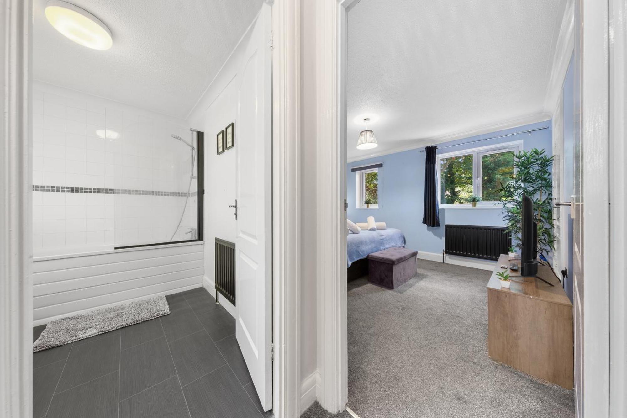 Watford Cozy Full Home - Perfect For Harry Potter Studios! Bagian luar foto