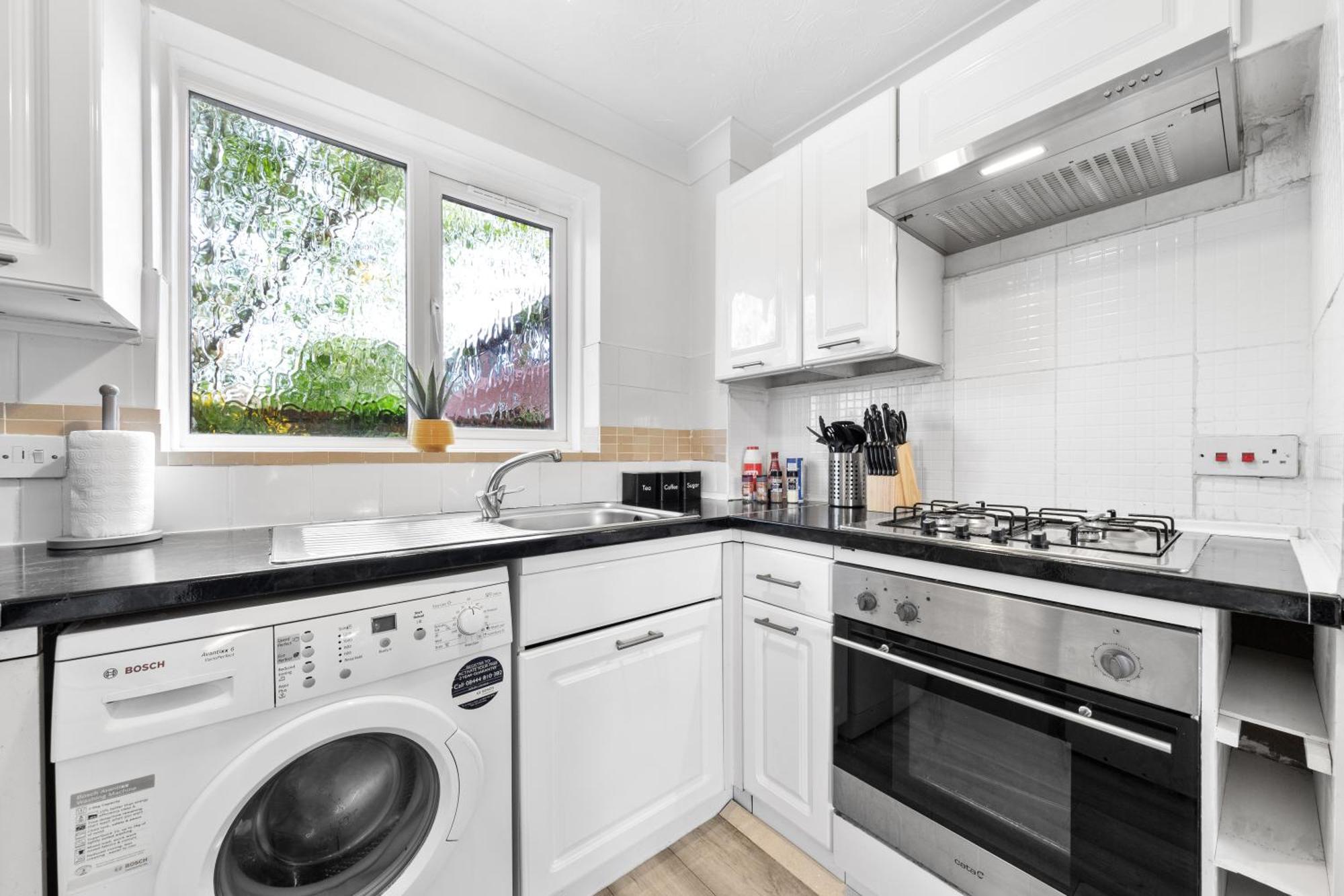 Watford Cozy Full Home - Perfect For Harry Potter Studios! Bagian luar foto
